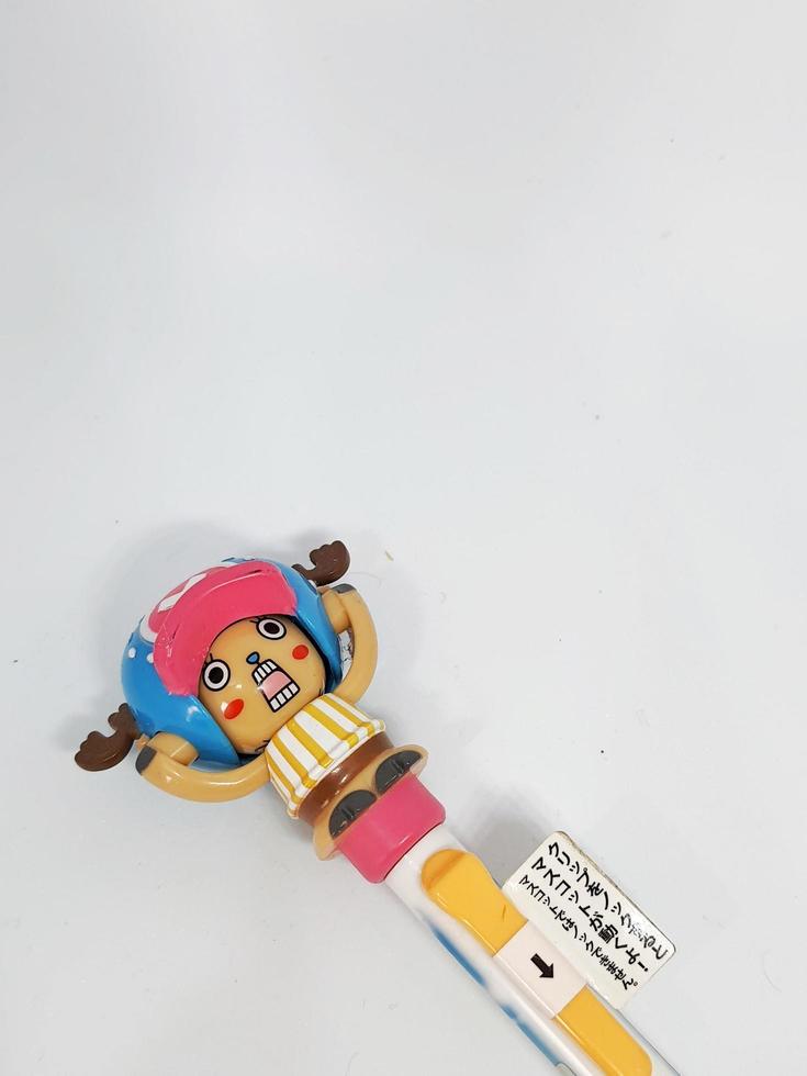 jakarta, indonesien im september 2022. ein stift aus einem stück namens tony tony chopper, auch bekannt als zuckerwatteliebhaber chopper. foto