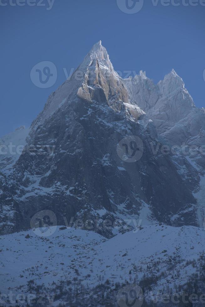 Blick auf die Berglandschaft foto