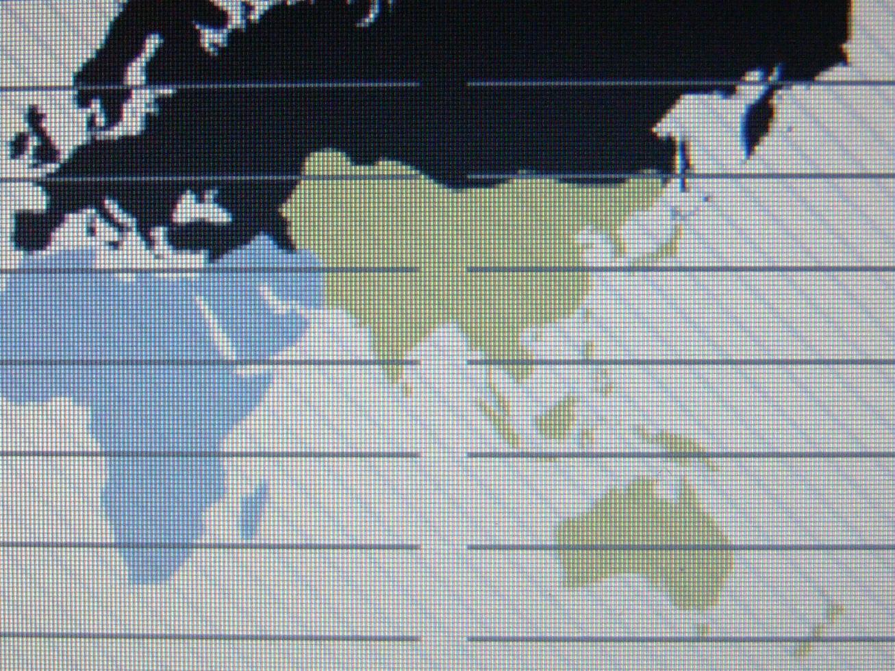 Weltkartenmakro auf TFT-Bildschirm foto