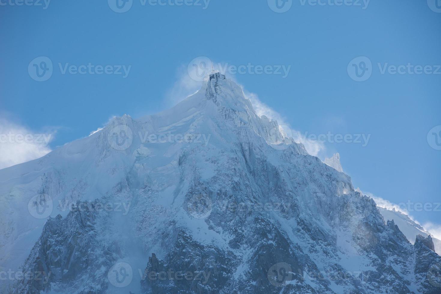 Blick auf die Berglandschaft foto