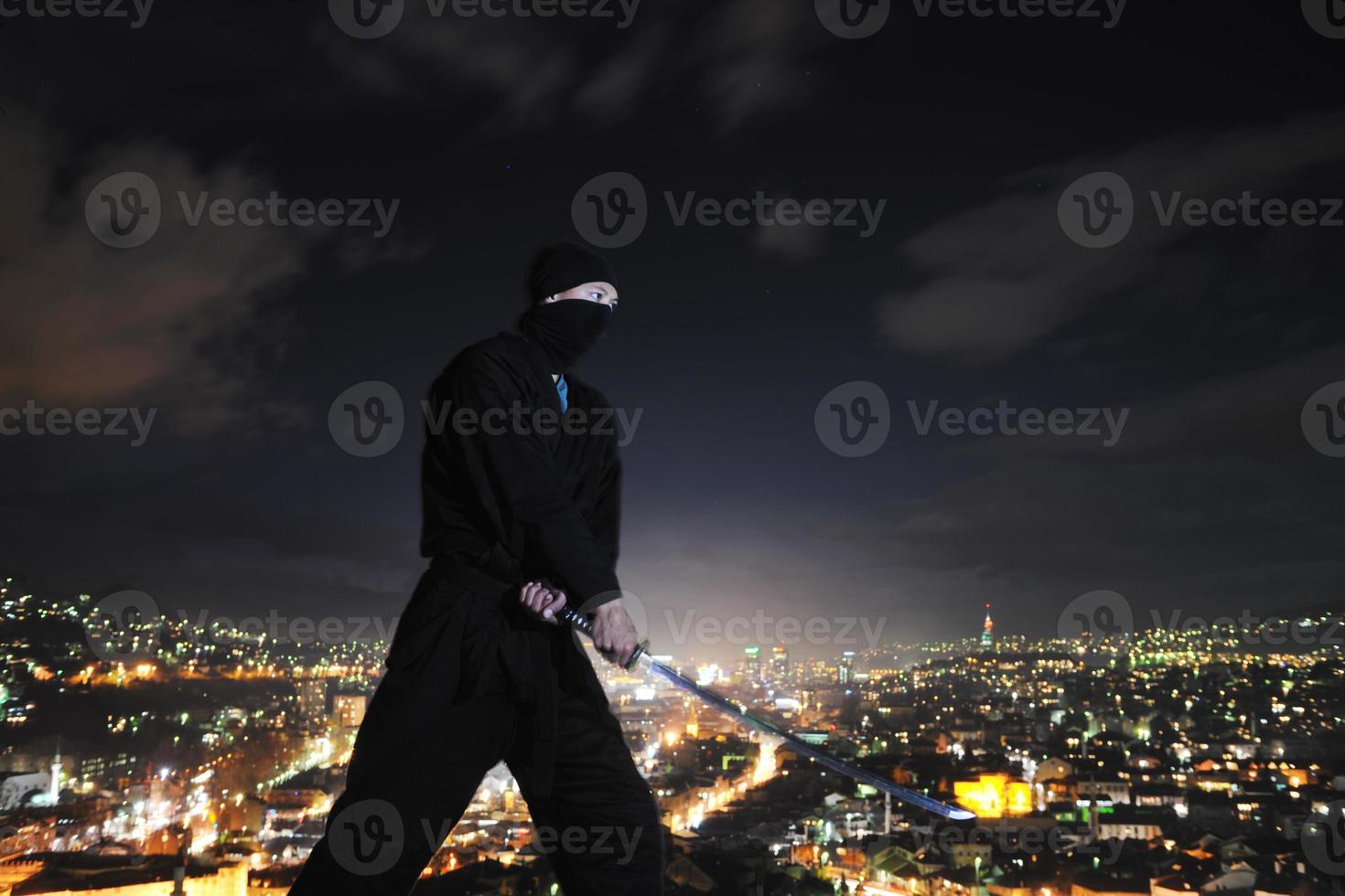 Ninja in der Nacht foto