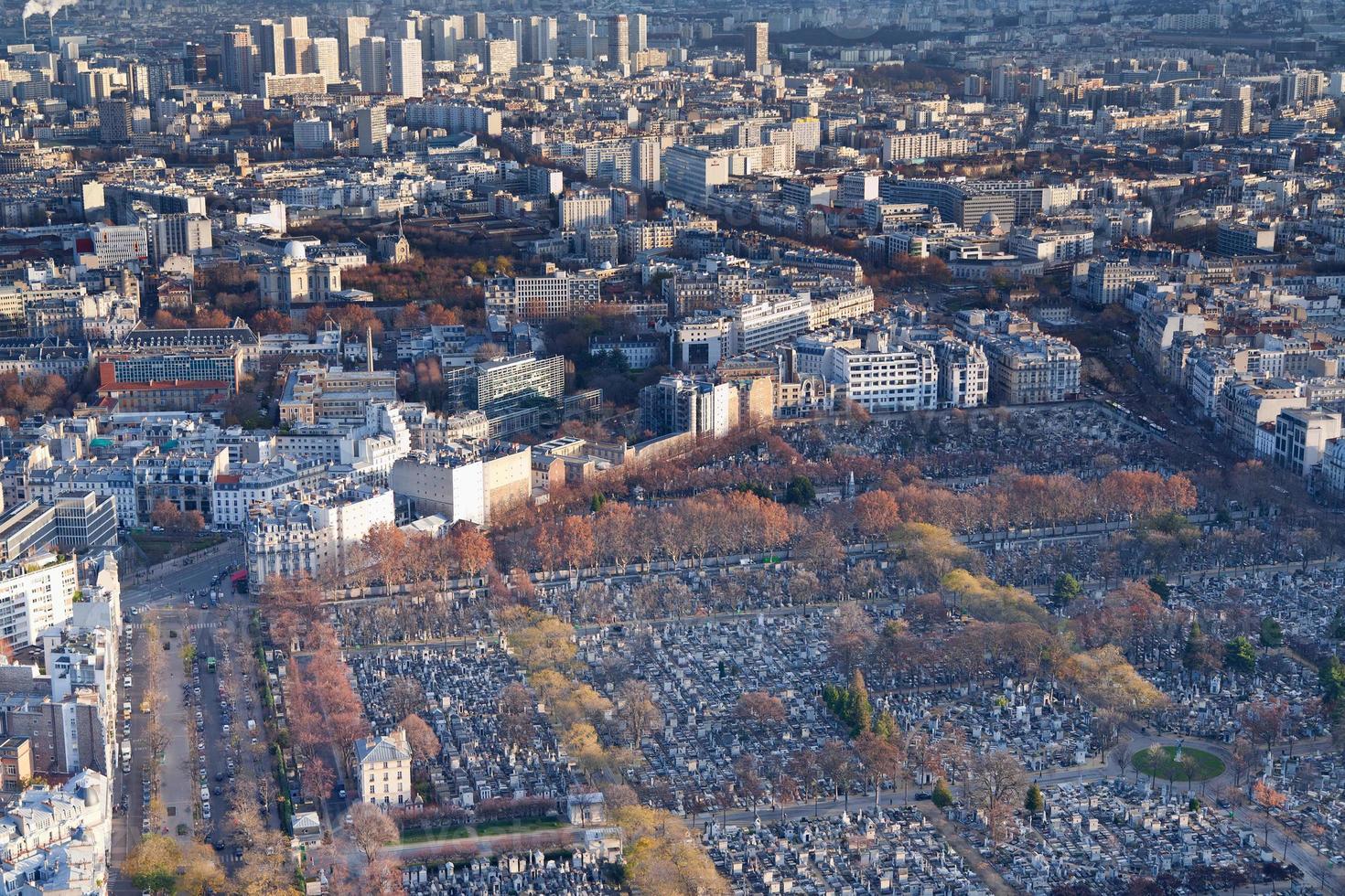 Blick auf den Friedhof von Montparnasse in Paris foto