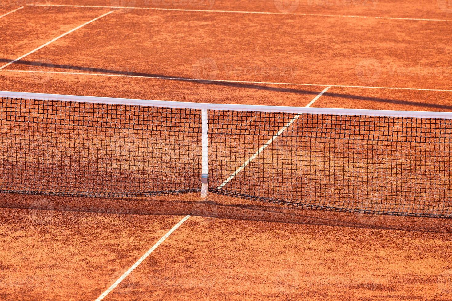 leerer Tennisplatz und Netz foto