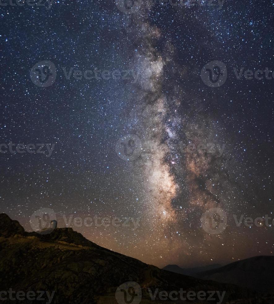 die Milchstraße und das Observatorium foto