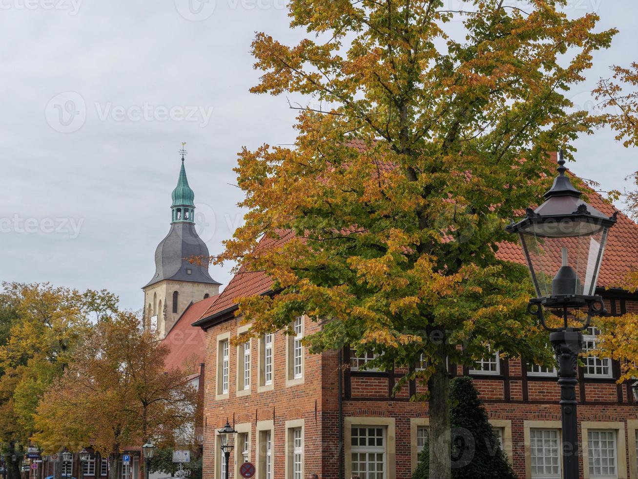 die stadt nottuln in den deutschen baumbergen foto