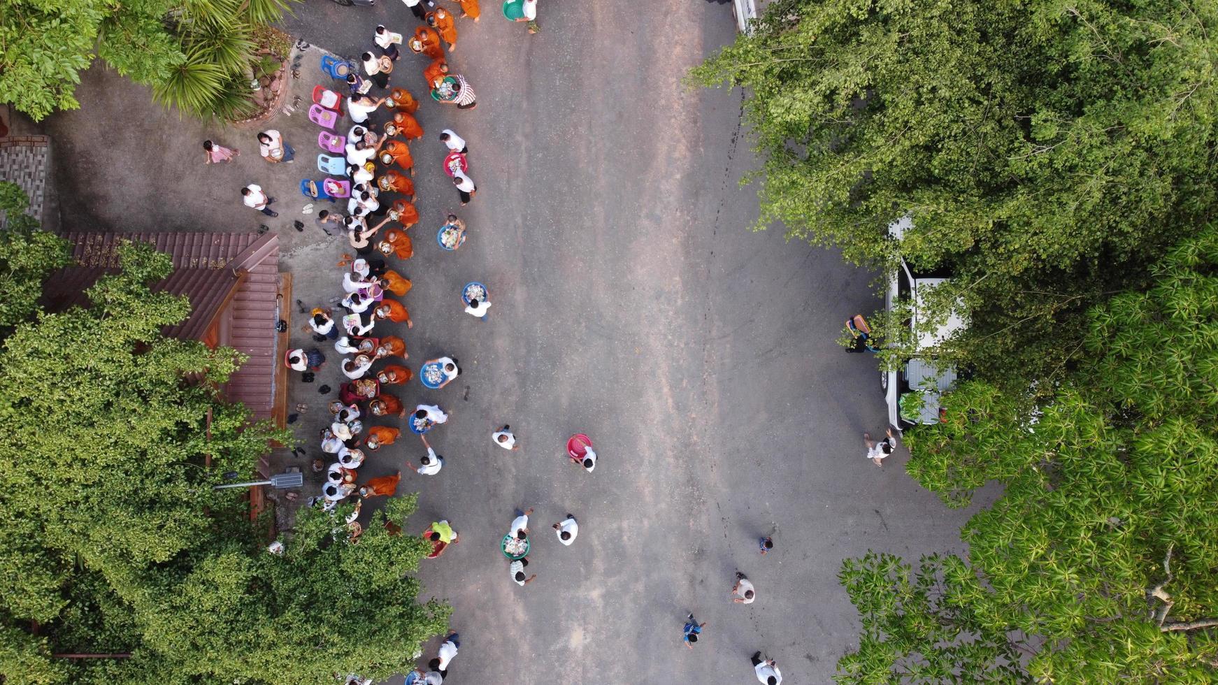 Luftaufnahme des Berges ist schön in Thailand foto