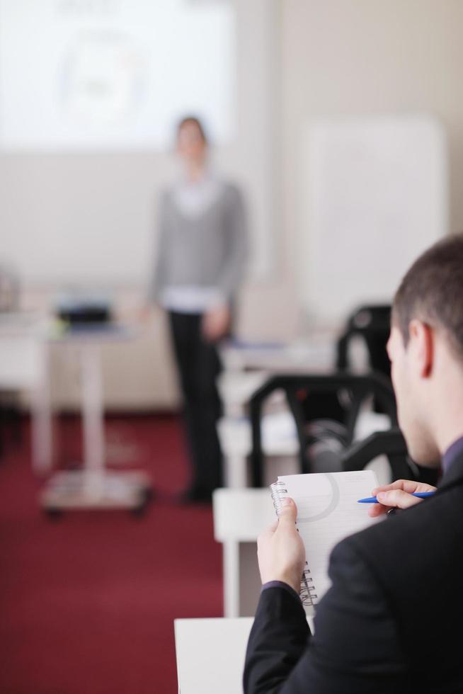 Geschäftsmann im Seminar foto