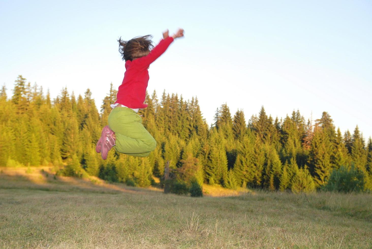 in die Luft springen foto