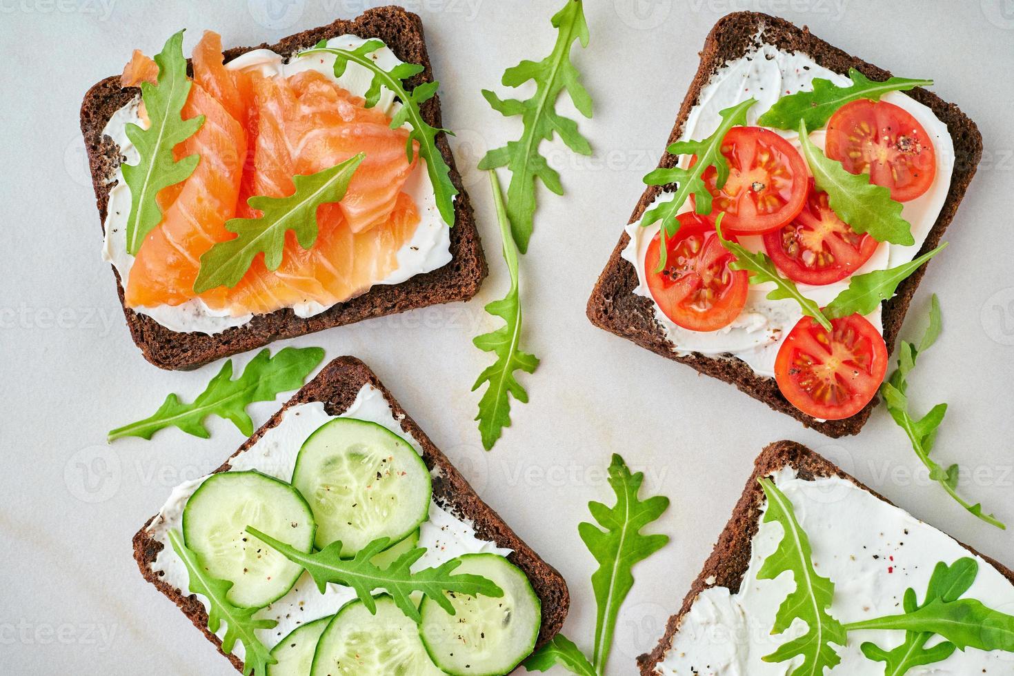 Smorrebrod - traditionelle dänische Sandwiches. foto