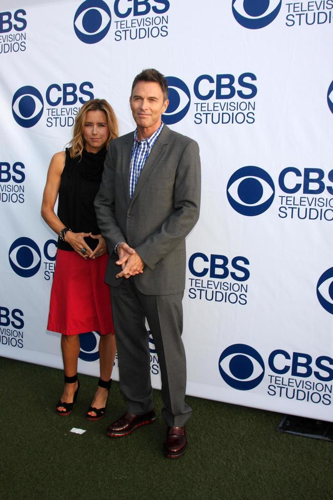 los angeles, 19. mai - tea leoni, tim daly bei der cbs sommersoiree im london hotel am 19. mai 2014 in west hollywood, ca foto