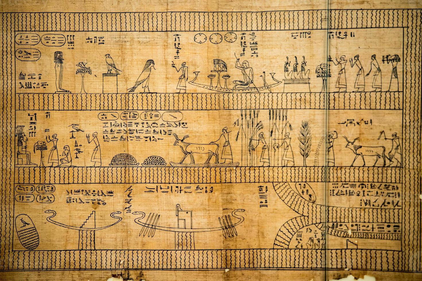 Papyrus des alten altägyptischen Totenbuches foto