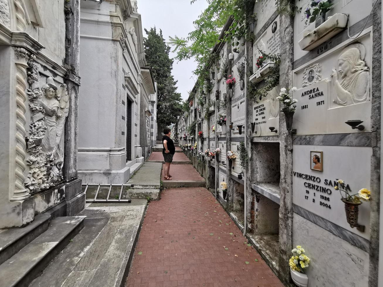 monterosso al mare, italien - juni, 8 2019 - malerisches dorf cinque terre italien alter friedhof foto