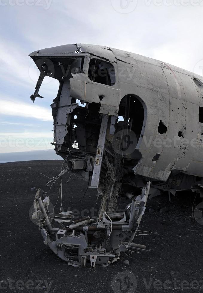 Verlassenes Flugzeugwrack bei Solheimasandur, Island foto