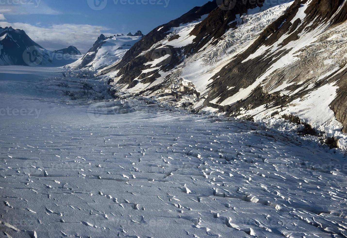 hohe Ursprünge eines alpinen Gletschers foto