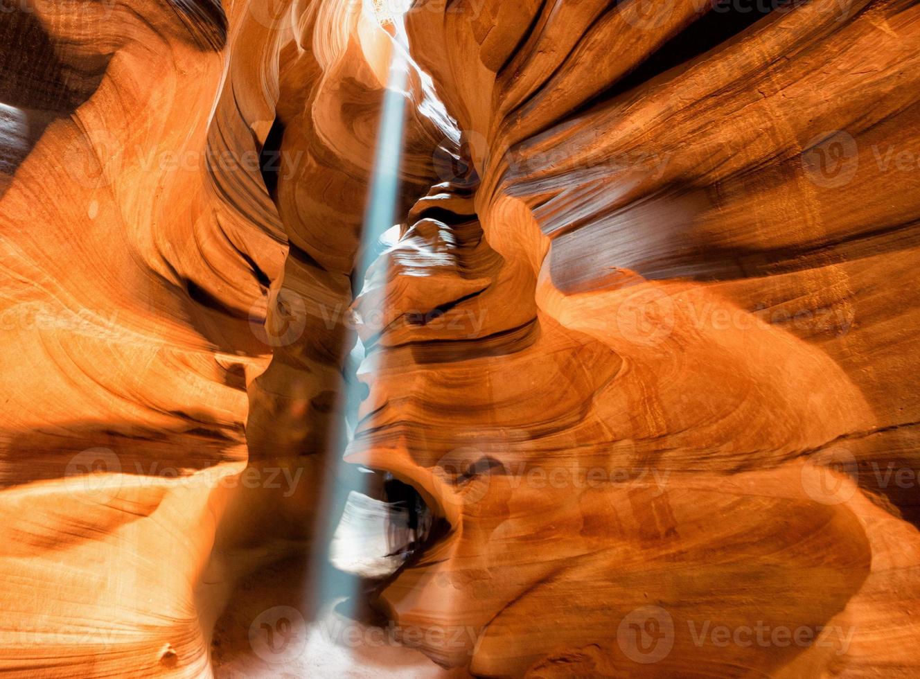 Lichtstrahlen im Arizona Antelope Canyon foto