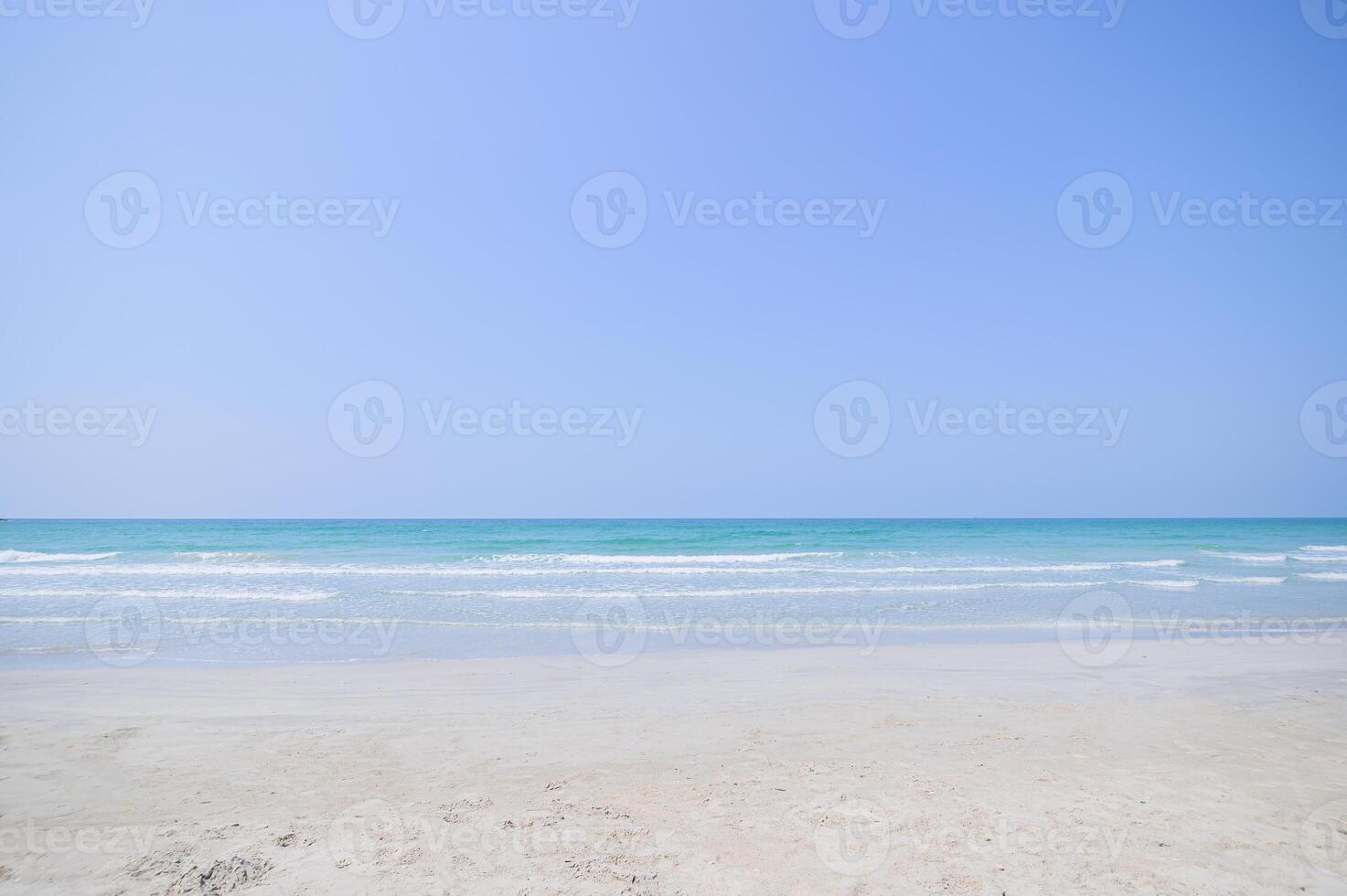 Blick auf den Strand von einer australischen Küste foto