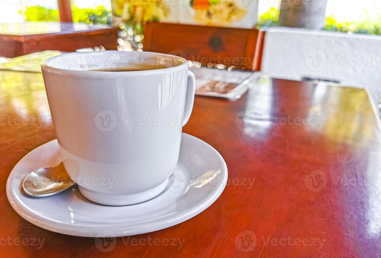 tasse americano schwarzer kaffee im restaurant mexiko. foto