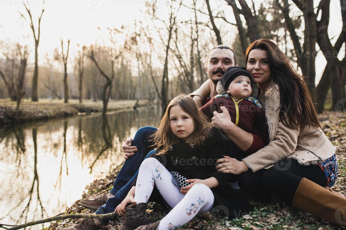 Familienporträt im Freien foto