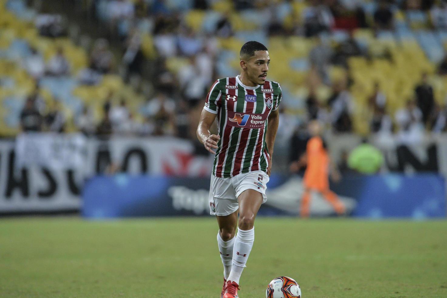 rio, brasilien - 30. märz 2018 - gilberto-spieler im match zwischen fluminense und vasco durch das halbfinale carioca-meisterschaft im maracana-stadion foto