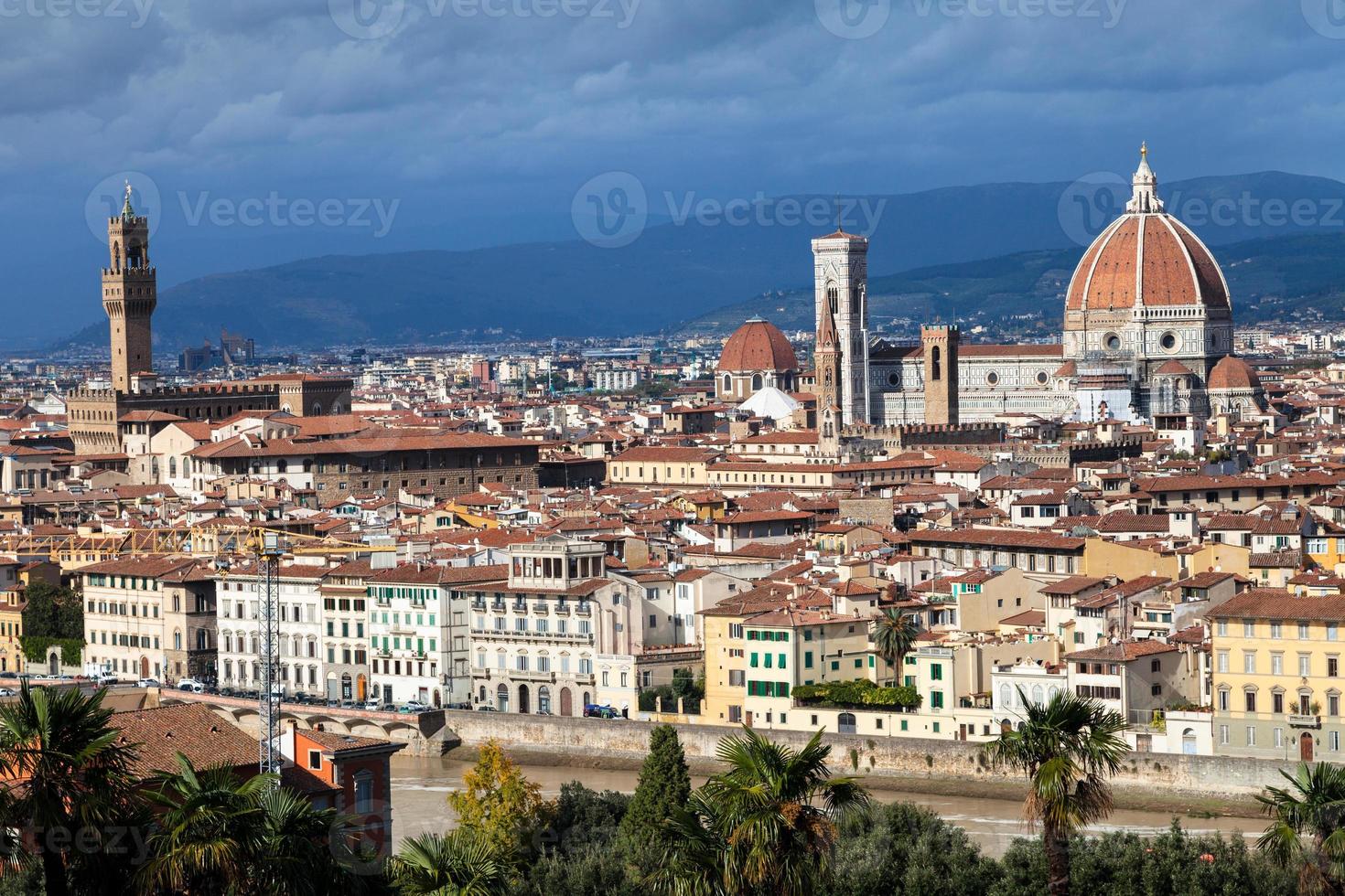 Skyline von Florenz mit Duomo und Palazzo foto