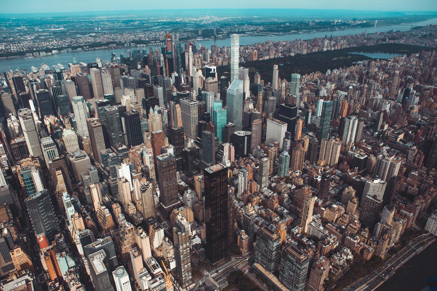 Luftaufnahme von Hochhäusern in New York foto