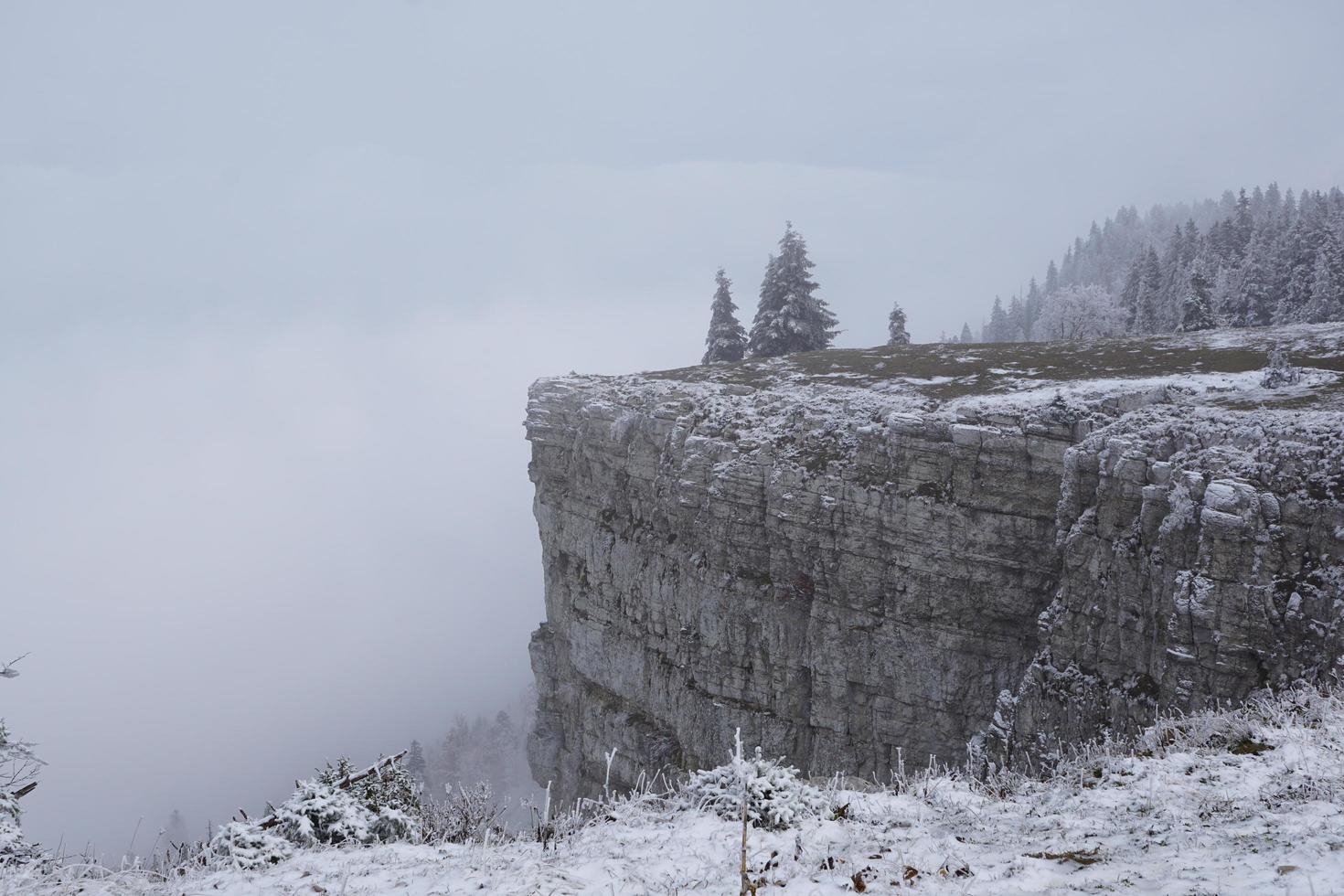 Winterlandschaft am Creux du Van foto