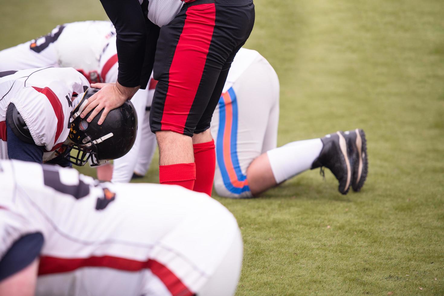 professionelles American-Football-Spieler-Training foto