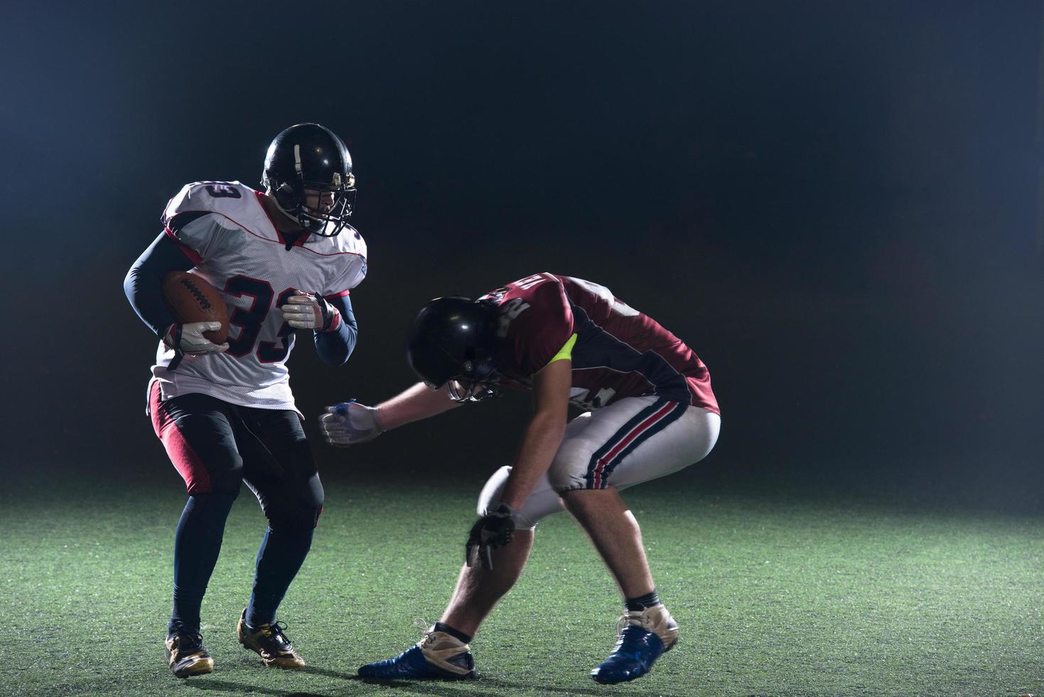 American-Football-Spieler in Aktion foto