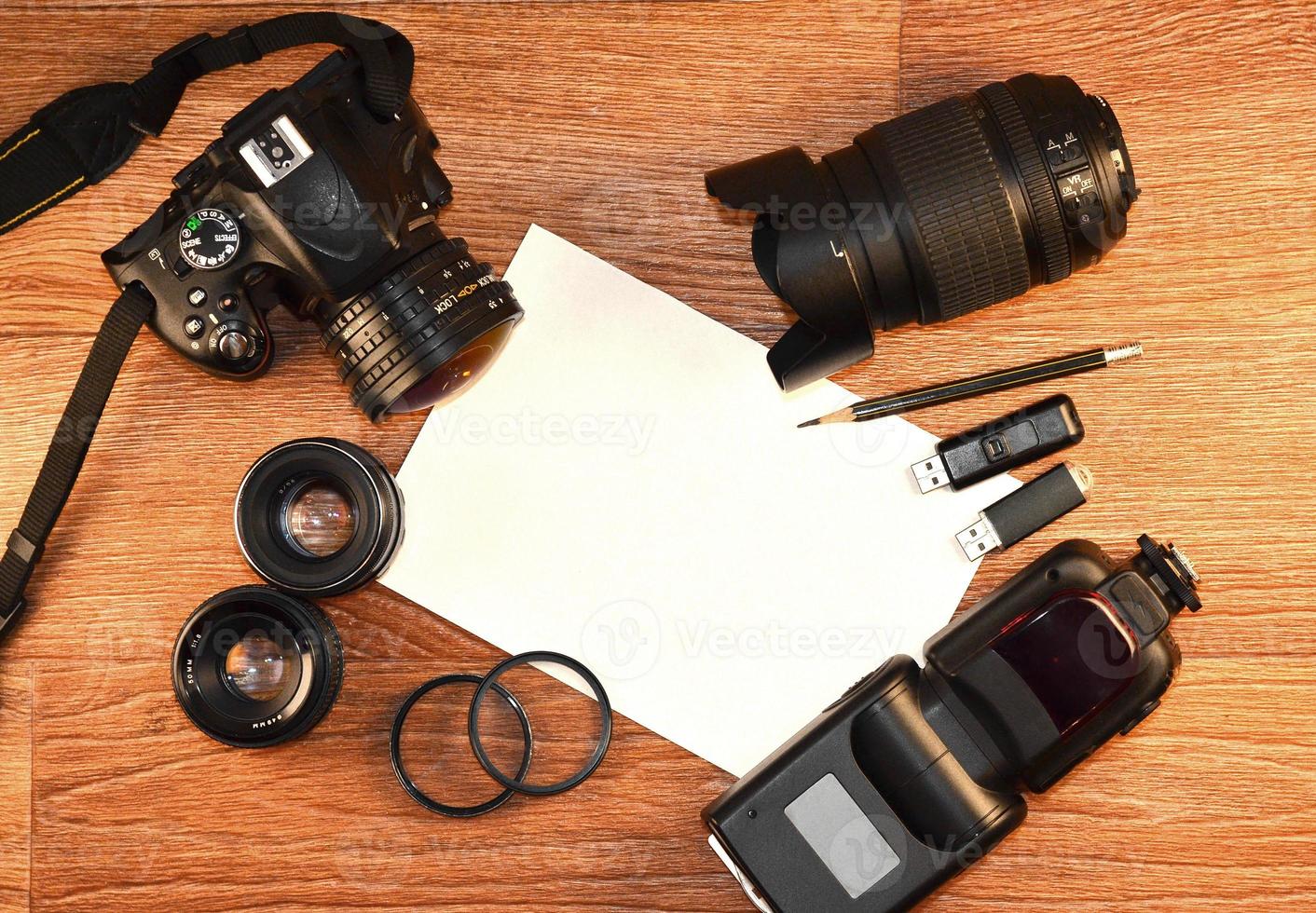 Stillleben mit digitalem Fotokamera-Kit foto