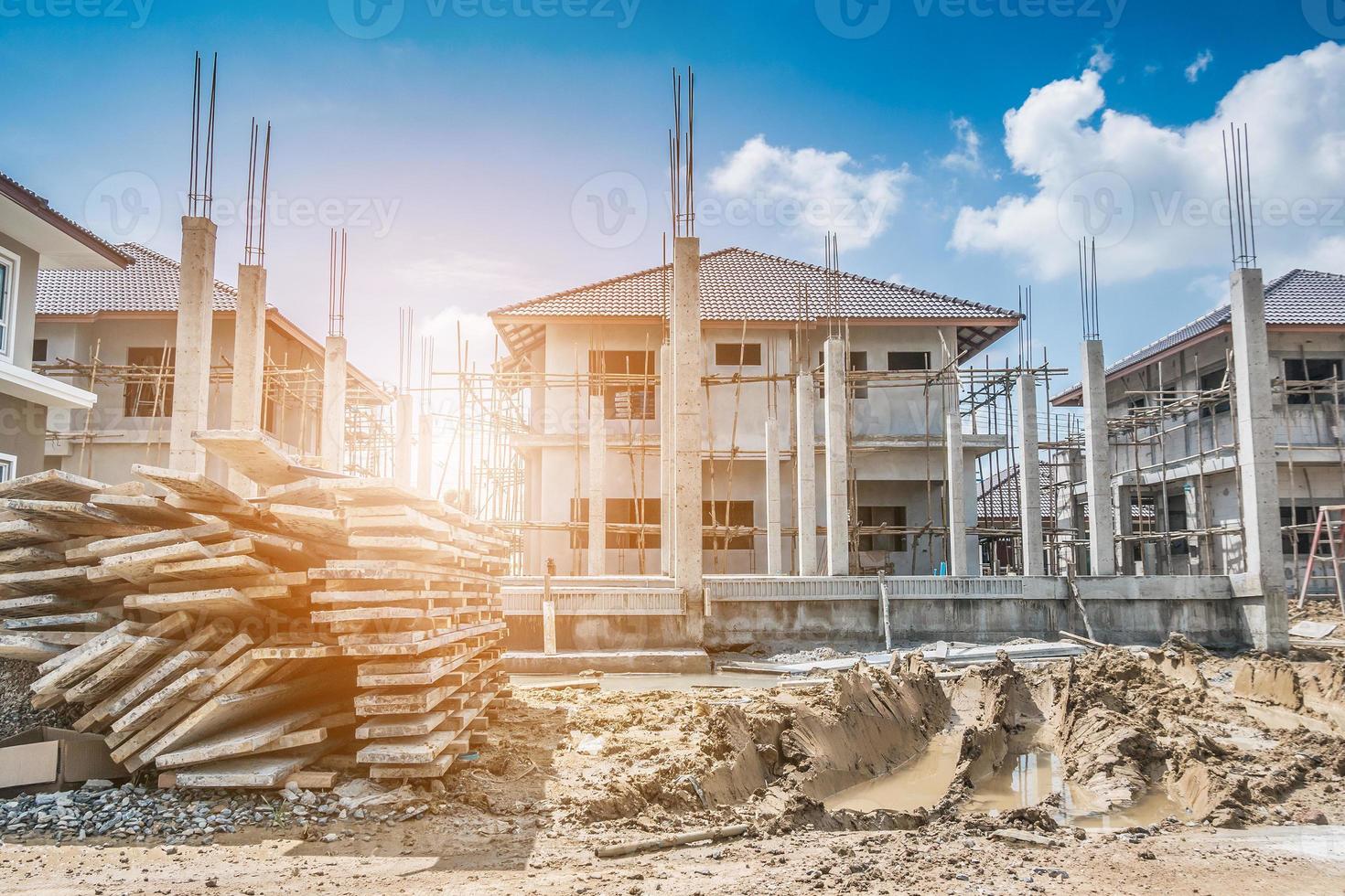 neuer Hausbau auf der Baustelle foto