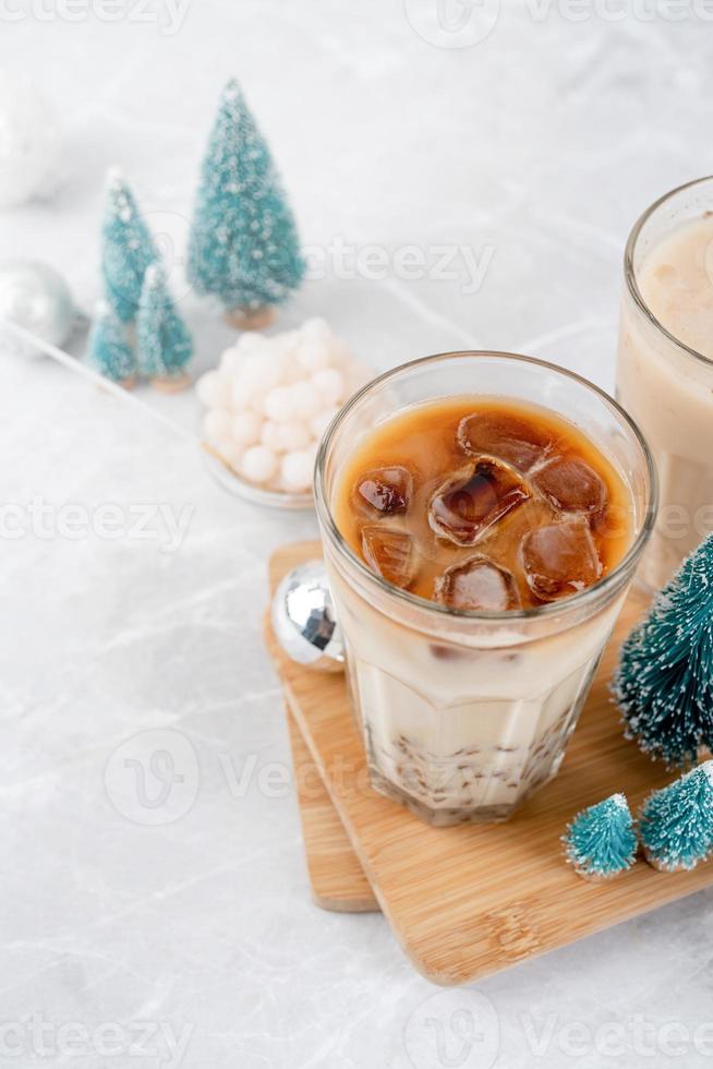 Bubble Milk Tea mit Eis und köstlicher Tapioka foto
