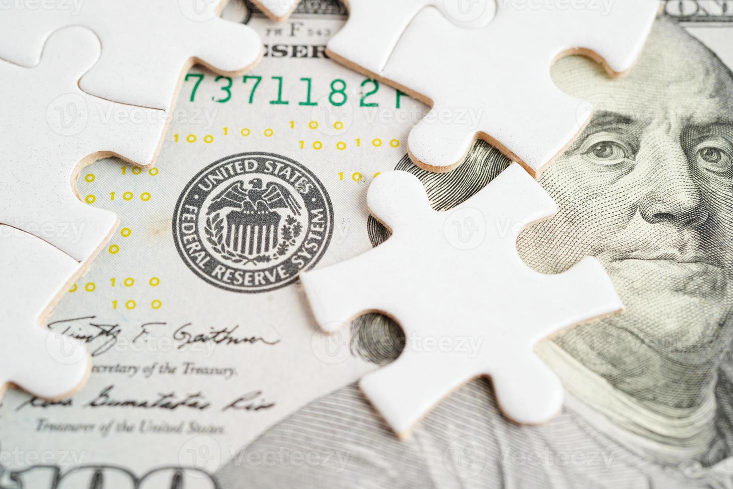 fütterte das Federal Reserve System mit Puzzlepapier, das Zentralbanksystem der Vereinigten Staaten von Amerika. foto