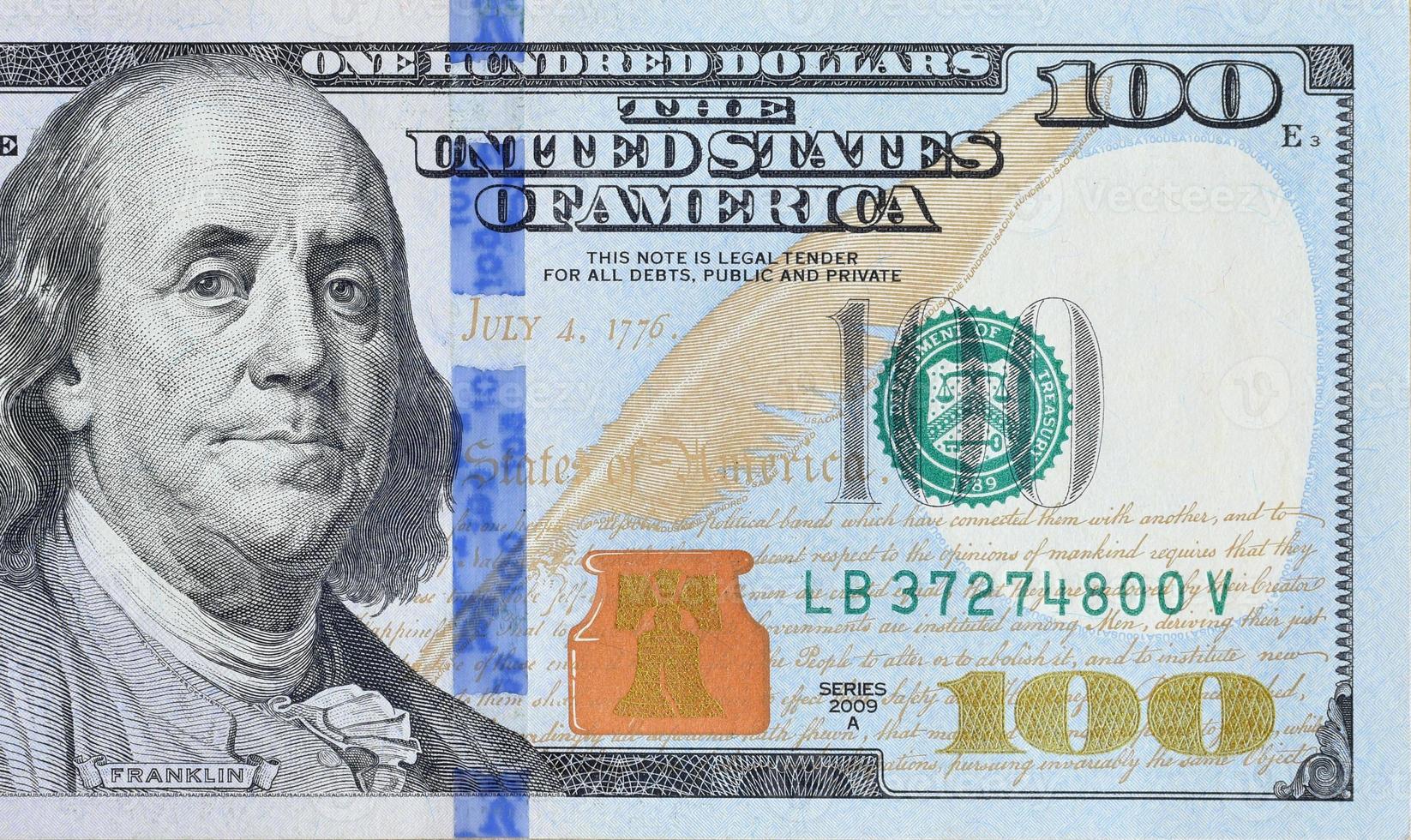 Porträt von US-Präsident Benjamin Franklin auf Makrofragment der 100-Dollar-Banknote. Vereinigte Staaten hundert Dollar Geldschein foto