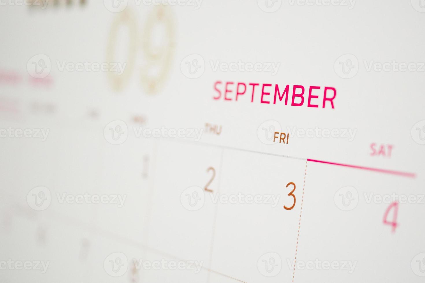september-kalenderseite mit monaten und daten geschäftsplanungstermin-treffen-konzept foto