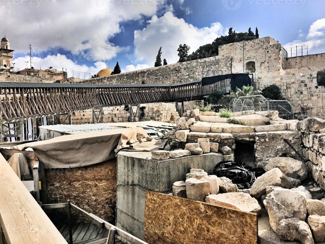 ein blick auf den felsendom in jerusalem foto