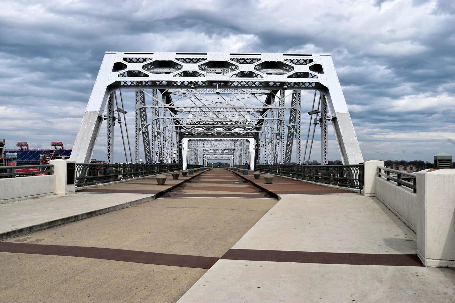 Shelby Fußgängerbrücke in Nashville foto