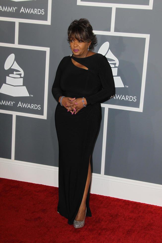 los angeles - 10. feb - anita baker kommt am 10. februar 2013 in los angeles, ca. bei den 55. jährlichen grammy awards im heftklammerzentrum an foto