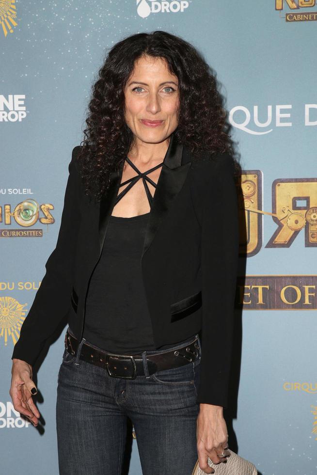 los angeles, dez 09 - lisa edelstein im cirque du soleil s kurios, kuriositätenkabinett im dodger stadium am 9. dezember 2015 in los angeles, ca foto