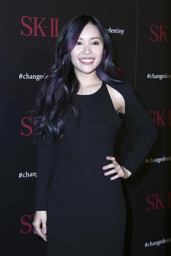 los angeles, 26. feb - michelle phan beim sk-ii changedestiny forum im andaz hotel am 26. februar 2016 in los angeles, ca foto