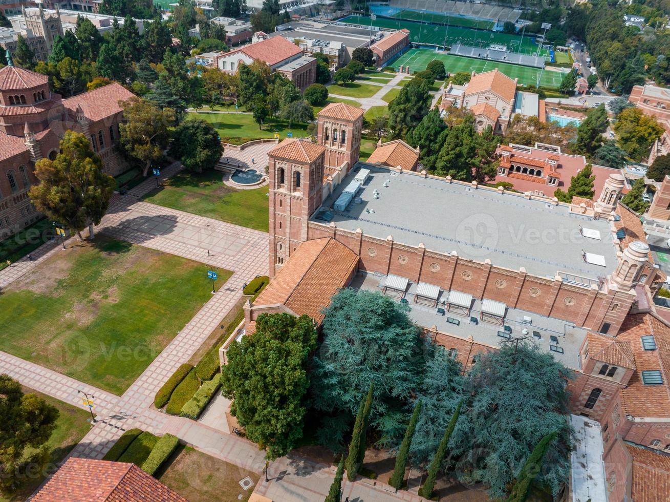 Luftaufnahme der Royce Hall an der Universität von Kalifornien, Los Angeles foto