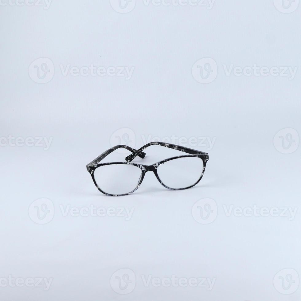 Brillen isoliert auf weißem Hintergrund foto