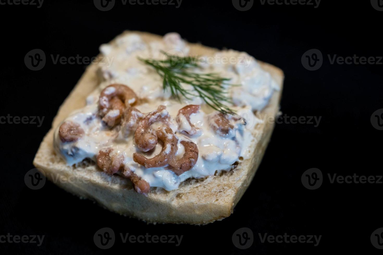 Salat mit frischen Nordseekrabben foto