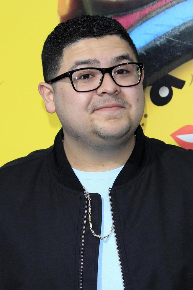 los angeles - 2. feb - rico rodriguez beim lego film 2 - der zweite teil premiere im village theater am 2. februar 2019 in westwood, ca foto