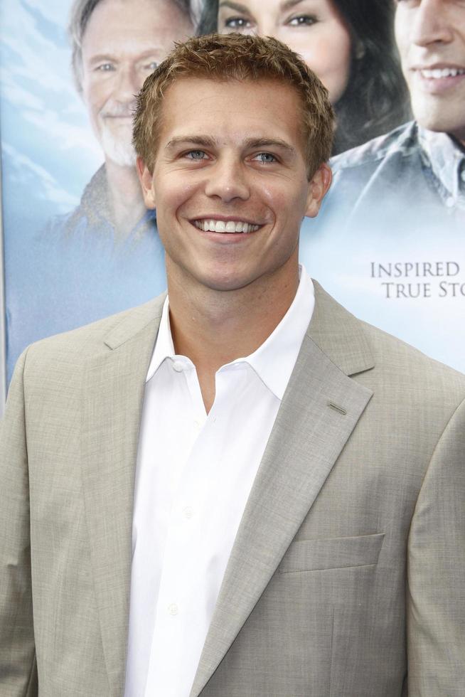 Los Angeles, 17. September - Michael Roark kommt am 17. September 2011 zur Warner Bros Weltpremiere von Dolphin Tale im Regency Village Theatre in Westwood, ca foto