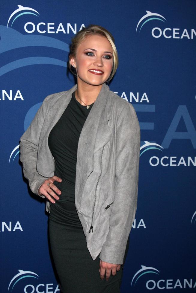 Los Angeles, 30. Oktober – Emily Osment bei der Oceana Partners Awards Gala 2013 im Beverly Wilshire Hotel am 30. Oktober 2013 in Beverly Hills, ca foto