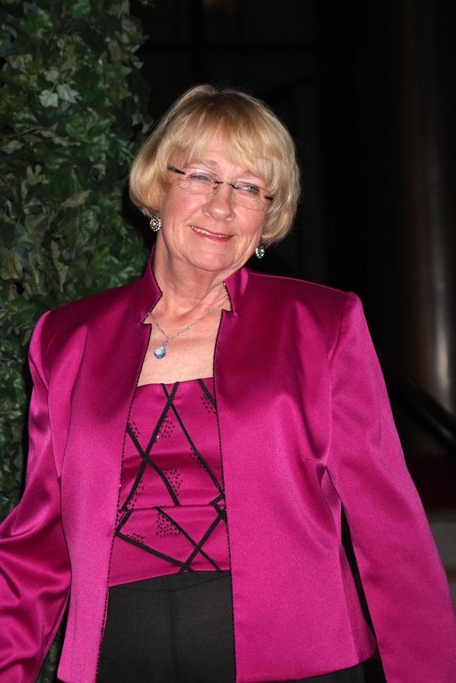 los angeles, 27. aug - kathryn joosten kommt am 27. august 2010 in los angeles, ca. 2010, zum nominierten empfang der 62. primetime emmy awards performers im spectra, pacific design center foto