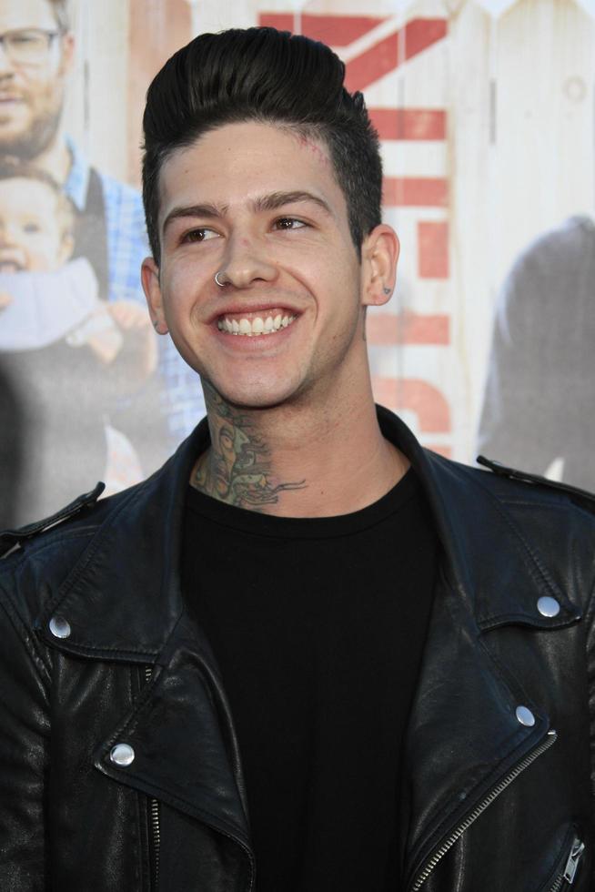 Los Angeles, 28. April - T Mills bei der Premiere der Nachbarn im Village Theatre am 28. April 2014 in Westwood, ca foto