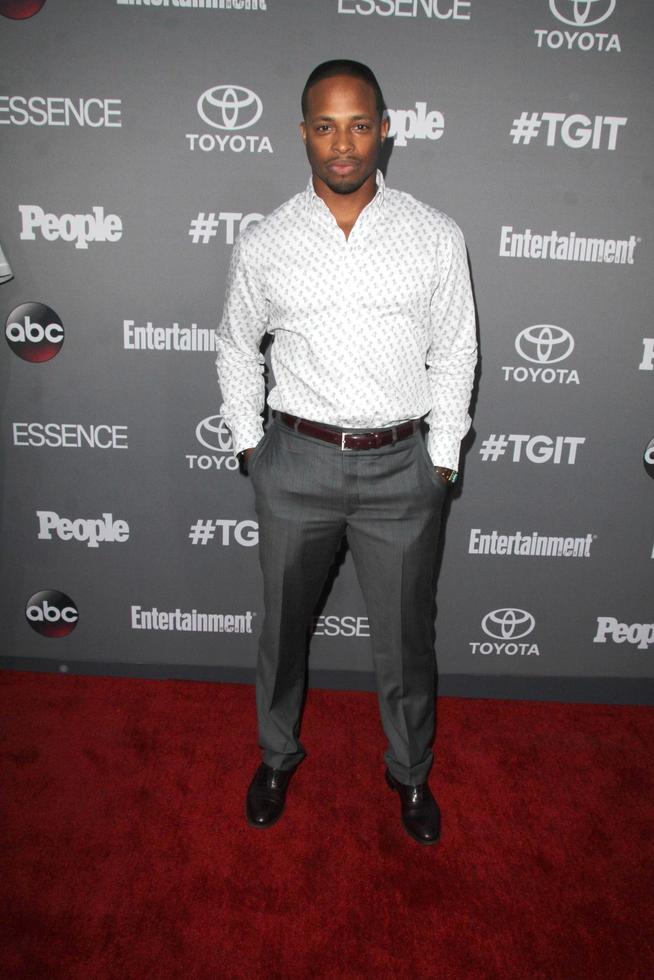 Los Angeles, 26. September - Cornelius Smith Jr. bei der TGI 2015-Premiere auf dem roten Teppich im Gracias Madre am 26. September 2015 in Los Angeles, ca foto