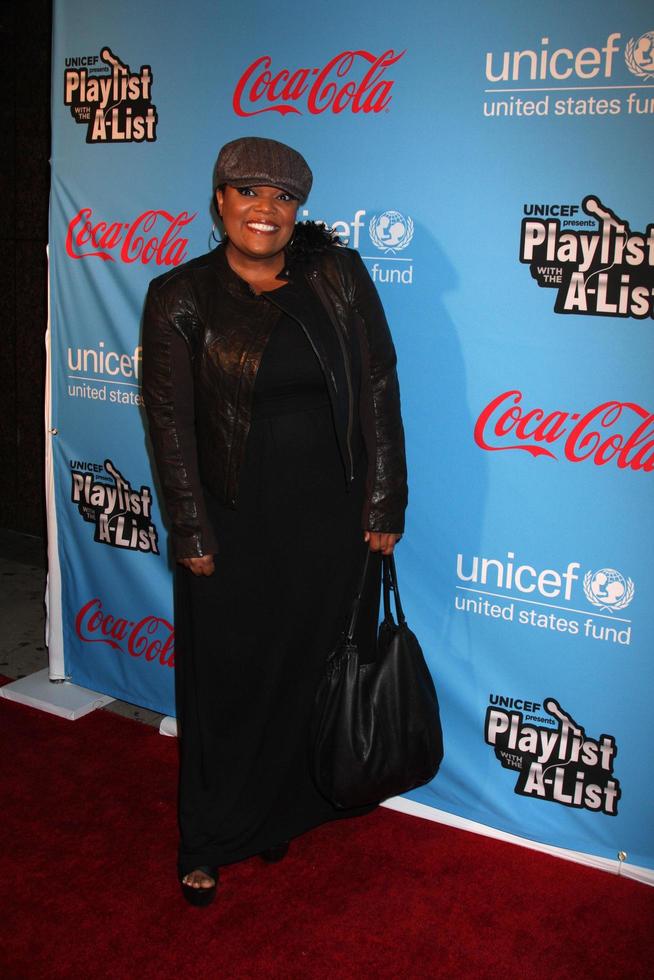 los angeles, 15. märz - yvette nicole brown erreicht die unicef-playlist mit dem hochkarätigen konzert im el rey theater am 15. märz 2012 in los angeles, ca foto