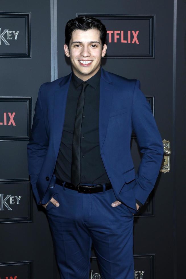 los angeles, 5. feb - kevin alves bei der premiere der locke and key-serie im egyptian theater am 5. februar 2020 in los angeles, ca foto